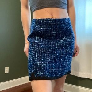 Tweed mini skirt